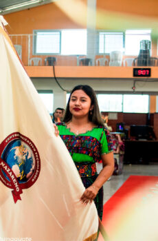 PAQUETE SESIÓN DE FOTOGRAFÍA PROFESIONAL GRADUACIÓN NO. 1