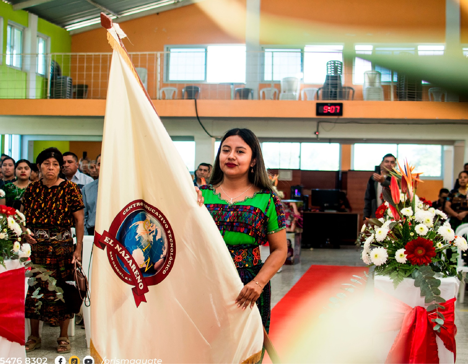 PAQUETE SESIÓN DE FOTOGRAFÍA PROFESIONAL GRADUACIÓN NO. 1
