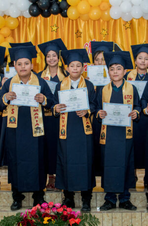 PAQUETE DE FOTOGRAFÍA PROFESIONAL DE GRADUACIONES NO.1